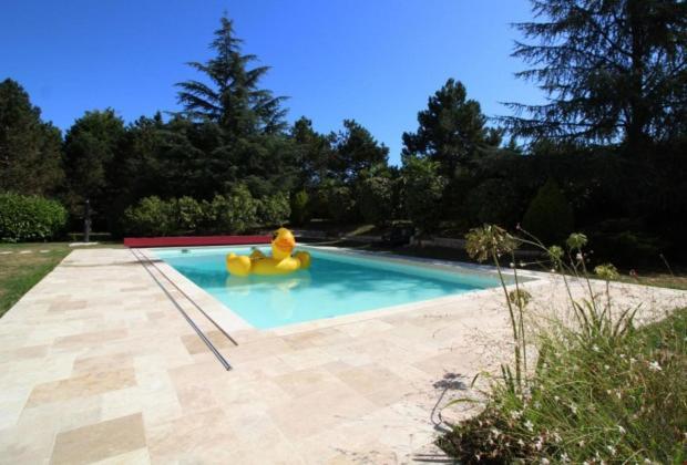 Villa Entiere Du Chateau Lacroix De Civrac 3 Ch, 3 Sdb, Piscine Xxl,Sauna, 4 Etoiles,7 Pers Exteriér fotografie