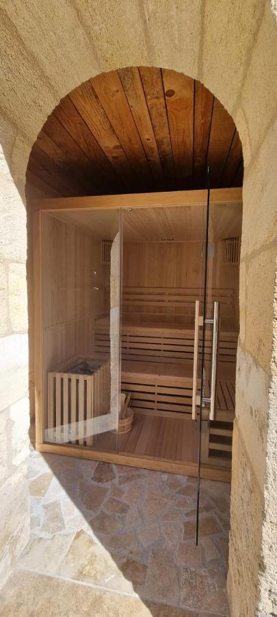 Villa Entiere Du Chateau Lacroix De Civrac 3 Ch, 3 Sdb, Piscine Xxl,Sauna, 4 Etoiles,7 Pers Exteriér fotografie
